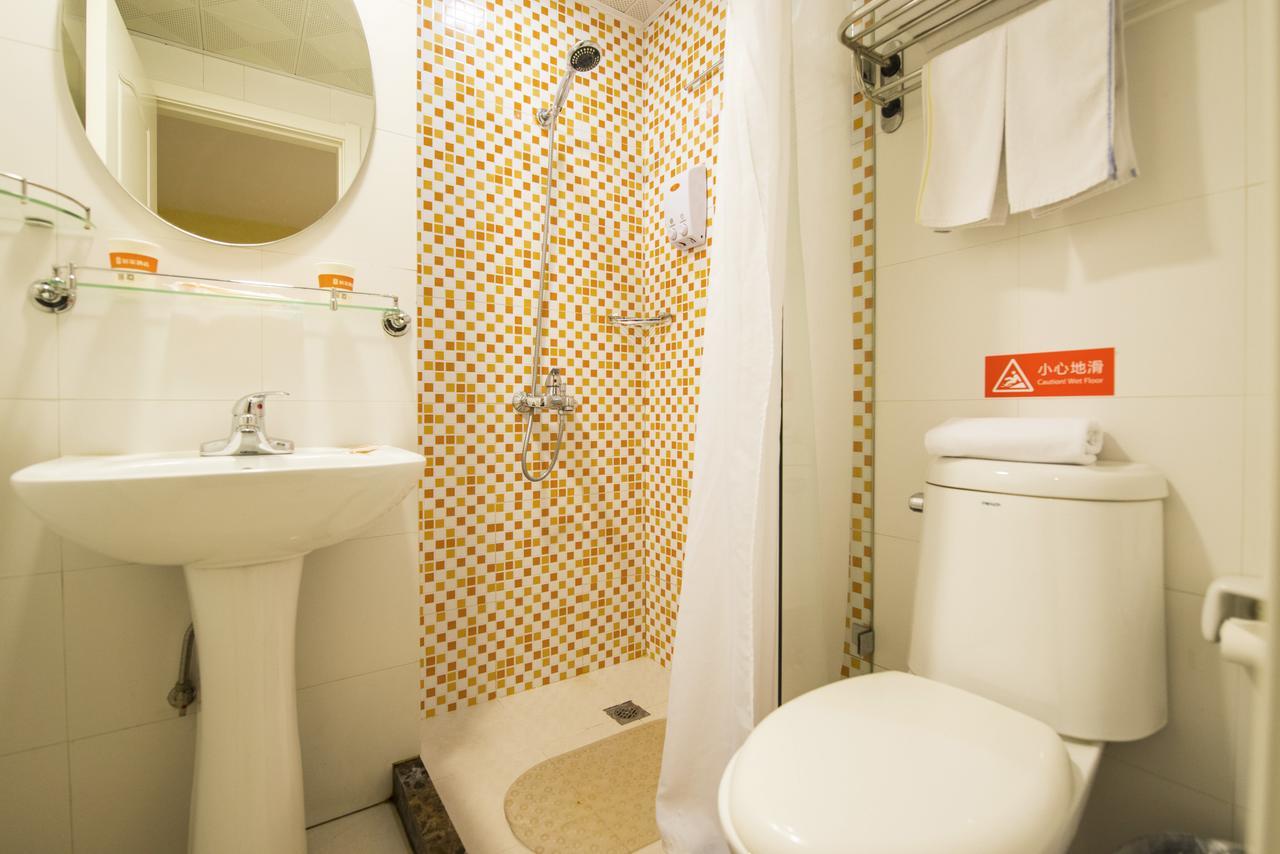 Home Inn Shanghai Daning International Guangzhong Road Circus City Exterior foto