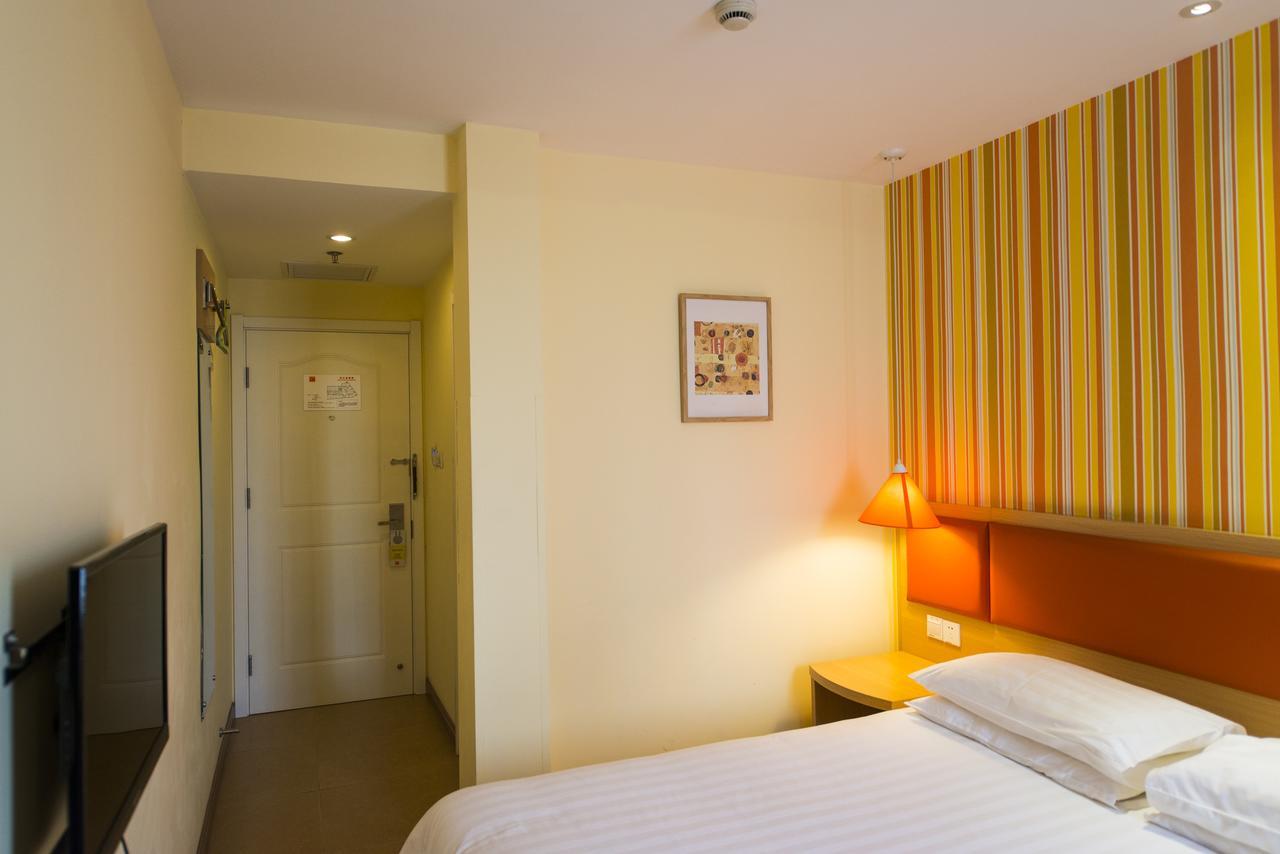 Home Inn Shanghai Daning International Guangzhong Road Circus City Exterior foto