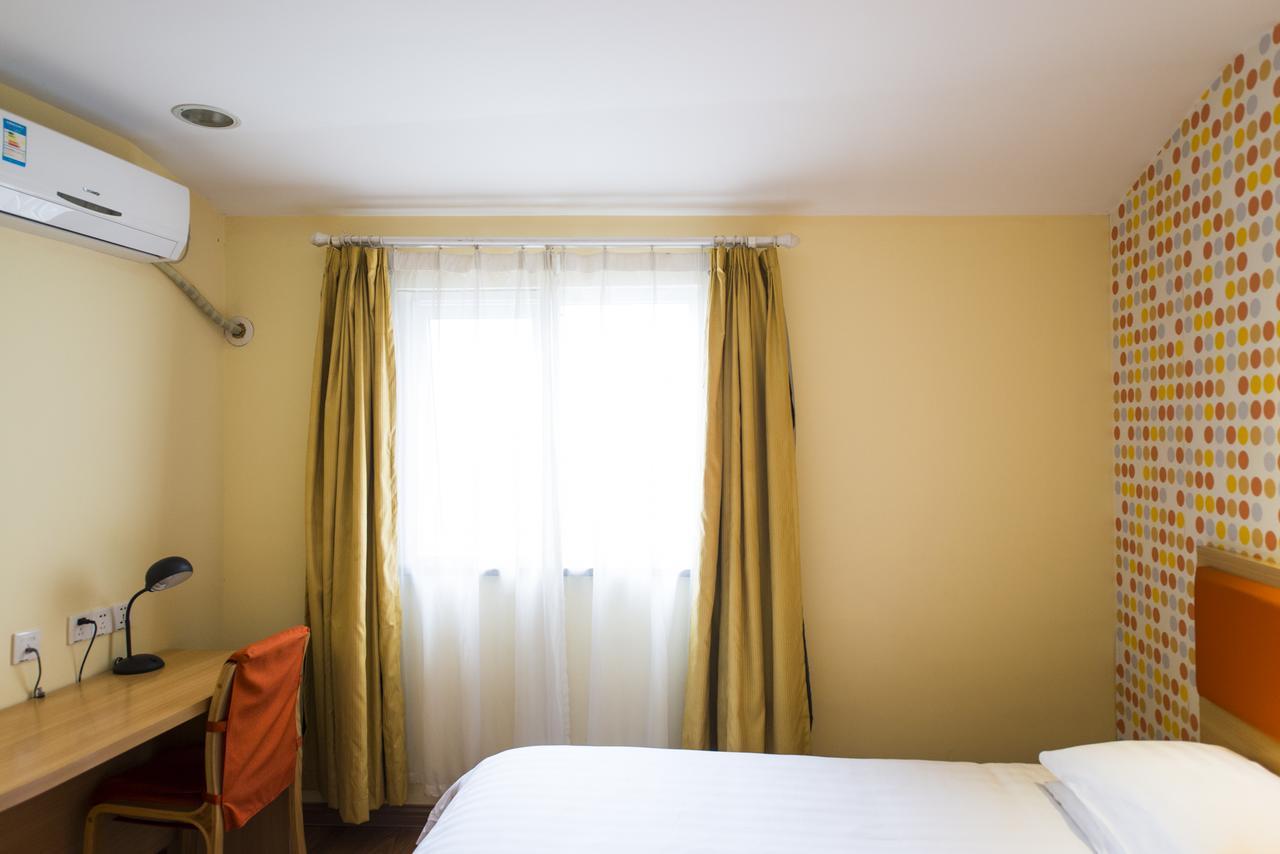 Home Inn Shanghai Daning International Guangzhong Road Circus City Exterior foto